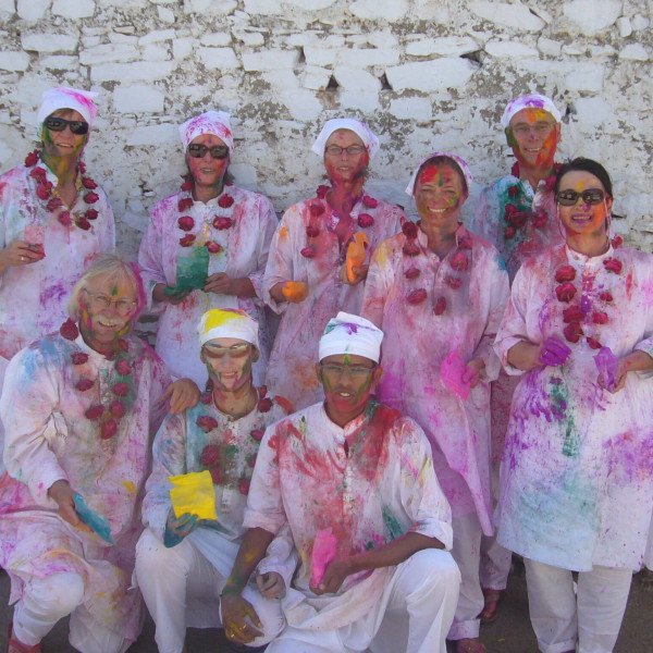 holi